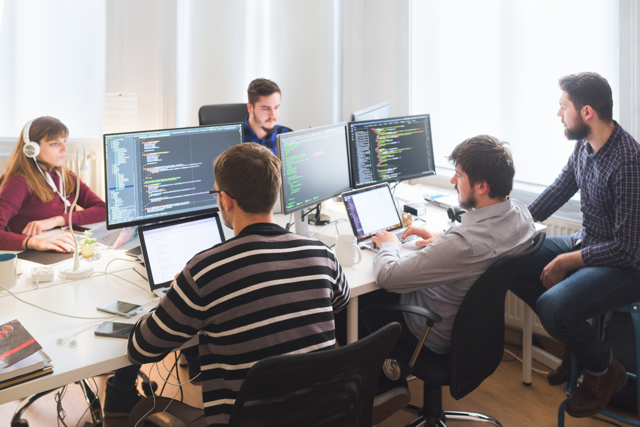 HOME PAGE (DEEPAK) software developing team working in the office